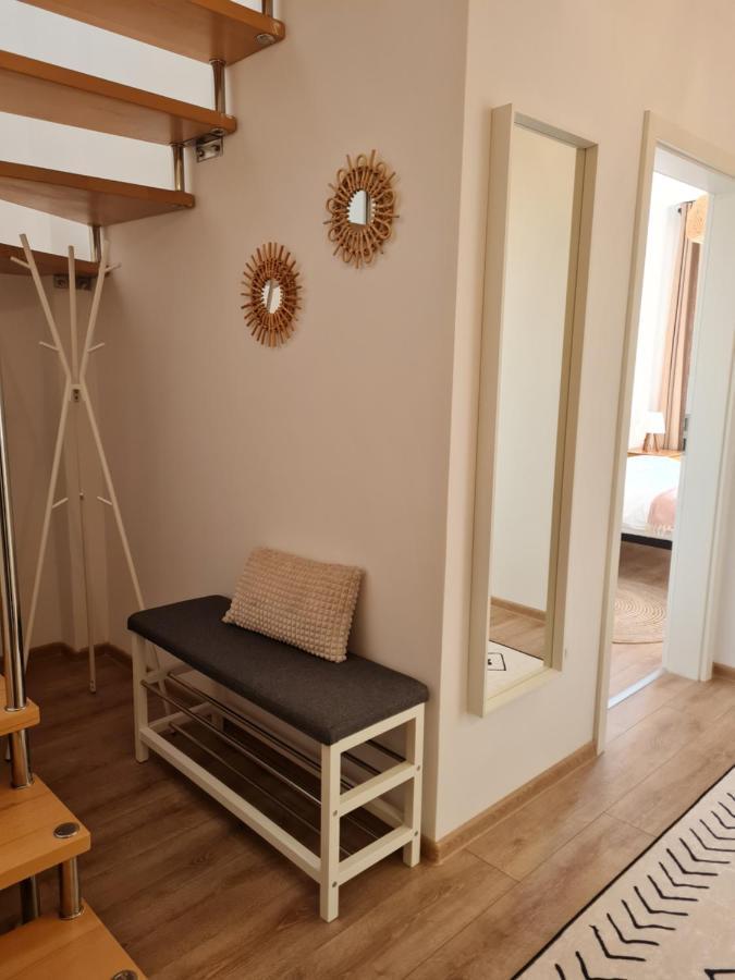 Jasmine Residence New Duplex Apartment Braşov Esterno foto
